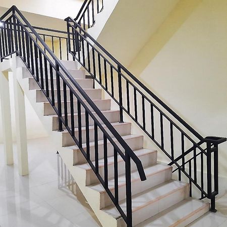 Reddoorz Syariah Near Transmart Jambi 2 Hotel Palmerah Kültér fotó