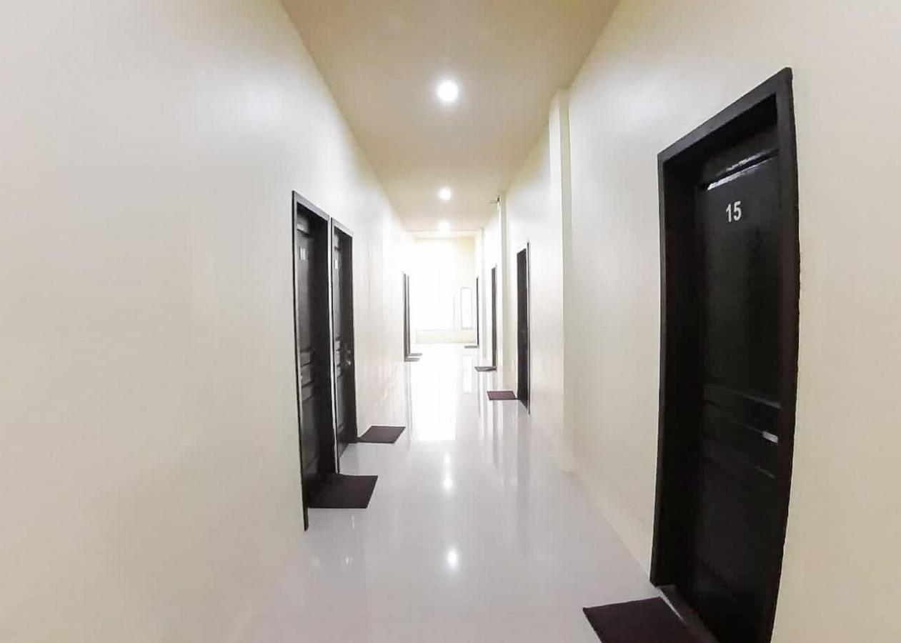 Reddoorz Syariah Near Transmart Jambi 2 Hotel Palmerah Kültér fotó