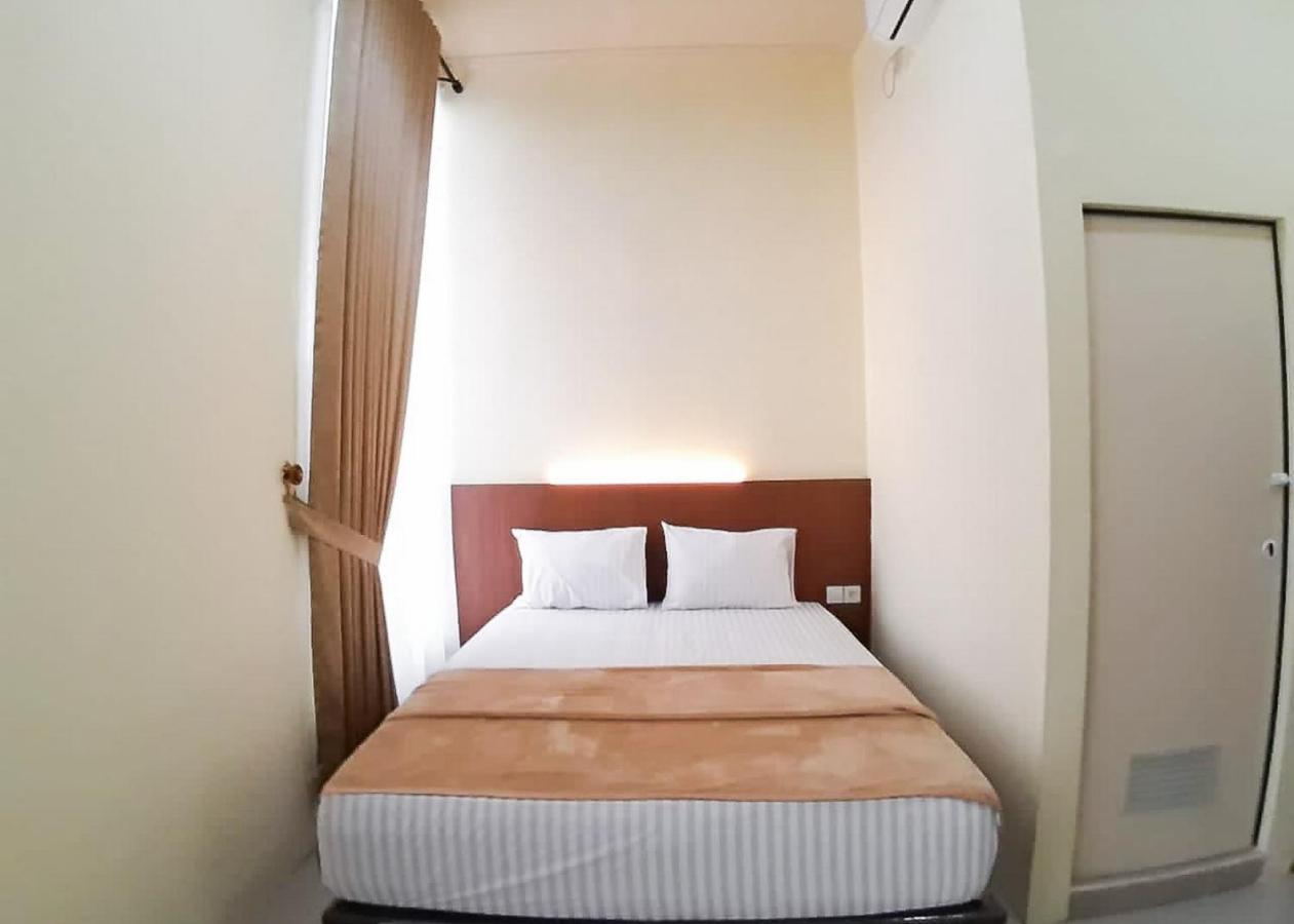 Reddoorz Syariah Near Transmart Jambi 2 Hotel Palmerah Kültér fotó