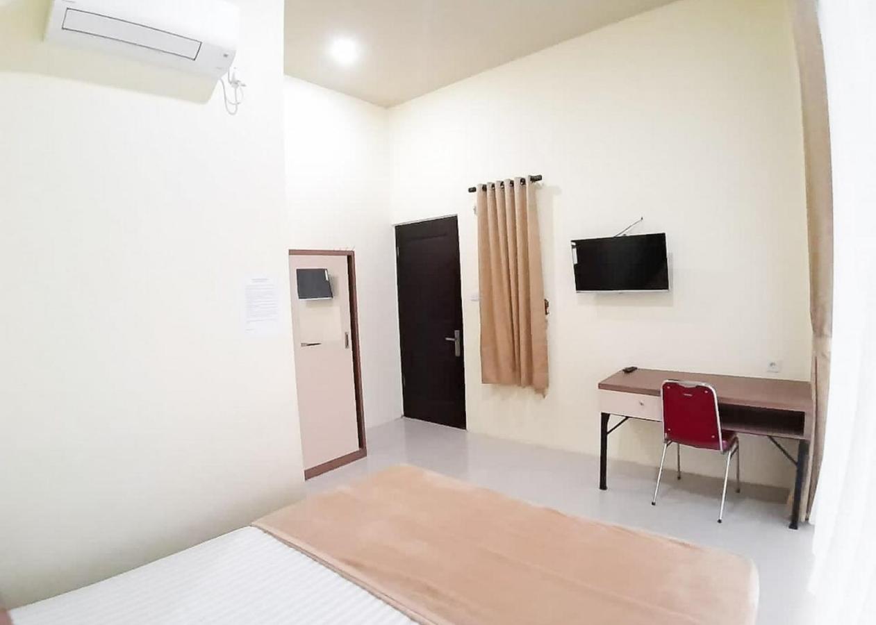 Reddoorz Syariah Near Transmart Jambi 2 Hotel Palmerah Kültér fotó