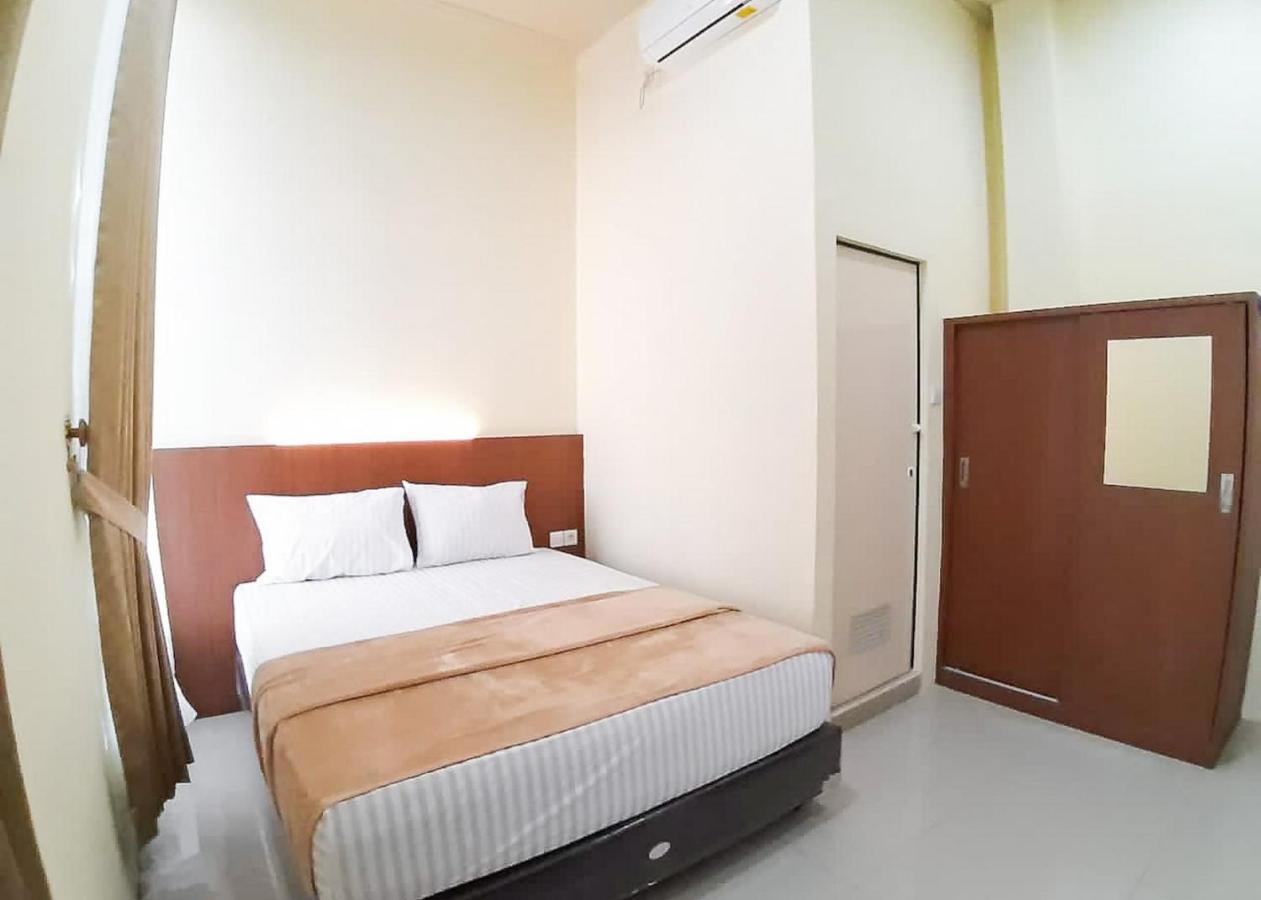 Reddoorz Syariah Near Transmart Jambi 2 Hotel Palmerah Kültér fotó